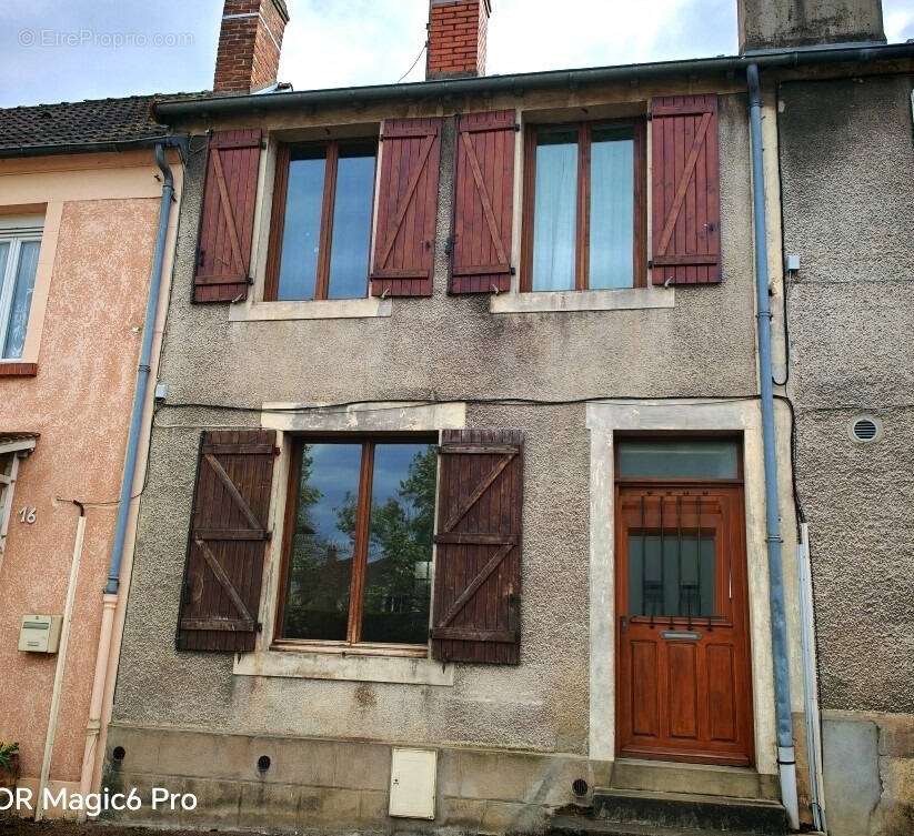 Maison à FOURCHAMBAULT