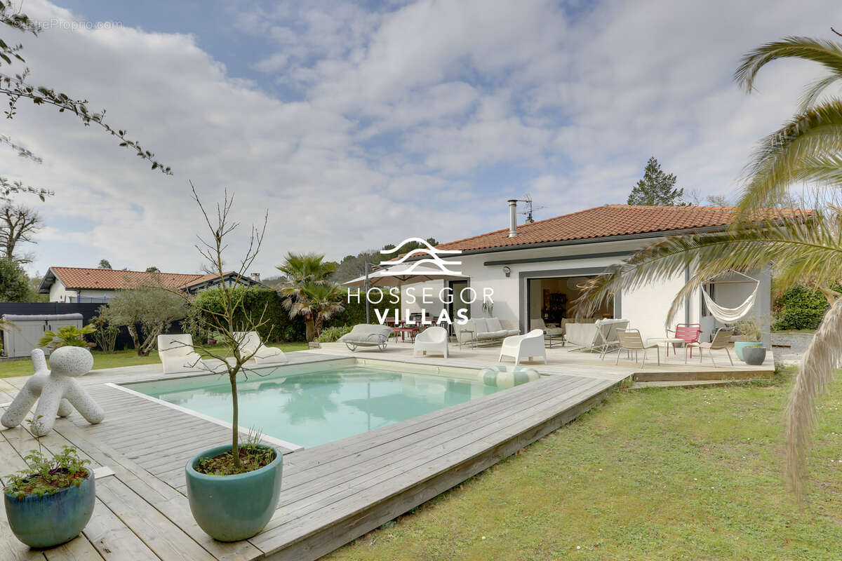Maison à TOSSE