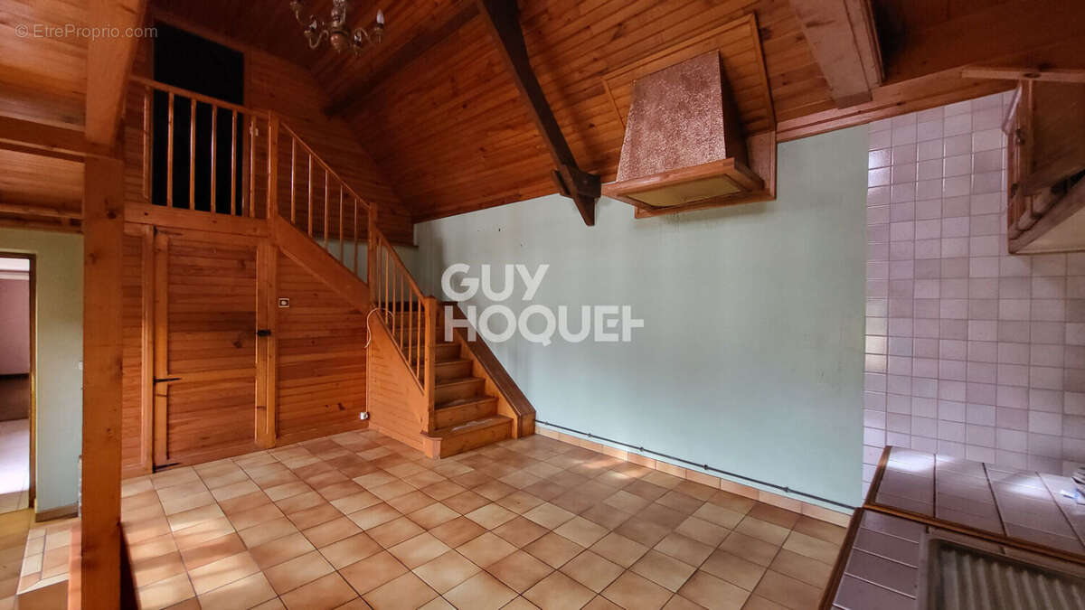Maison à MAILLY-MAILLET