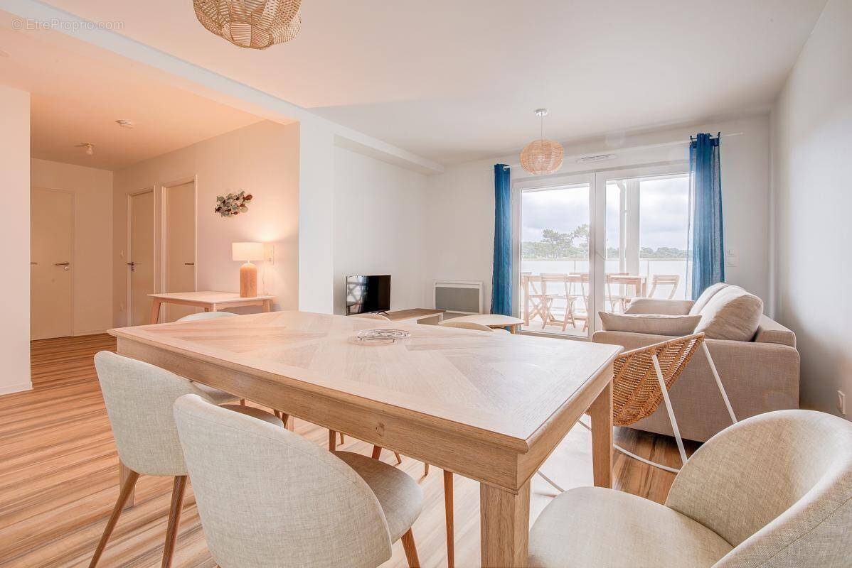 Appartement à LACANAU