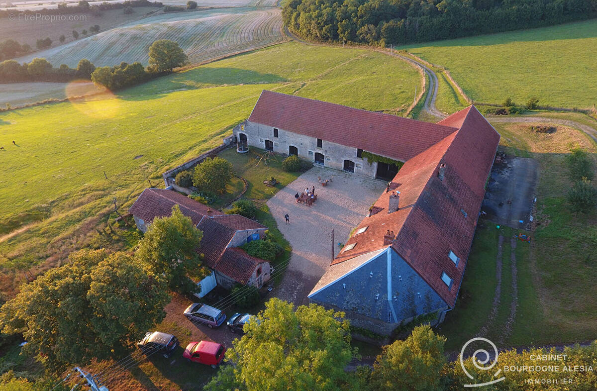 Maison à POUILLY-EN-AUXOIS