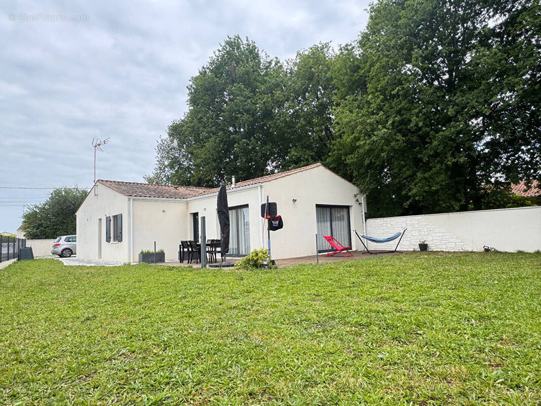 Maison à TONNAY-CHARENTE