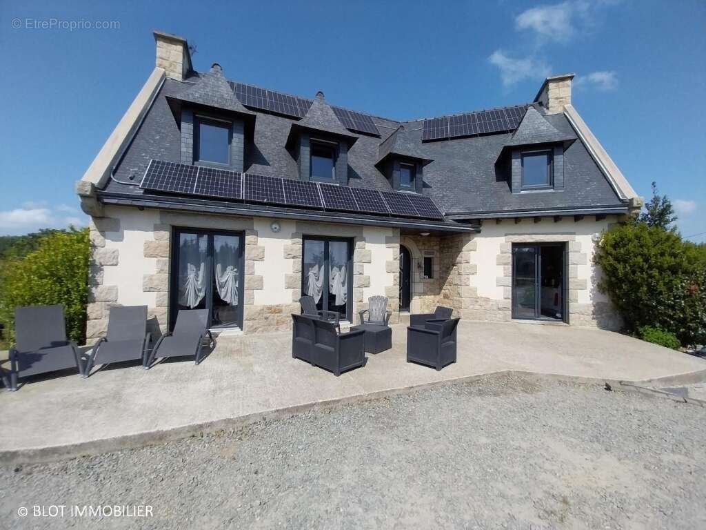 Maison à QUEVERT
