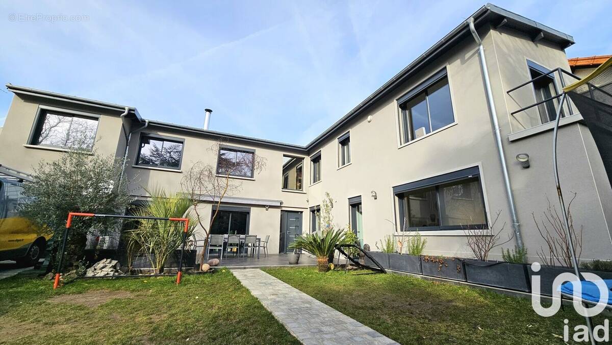 Photo 1 - Maison à CHAMPIGNY-SUR-MARNE