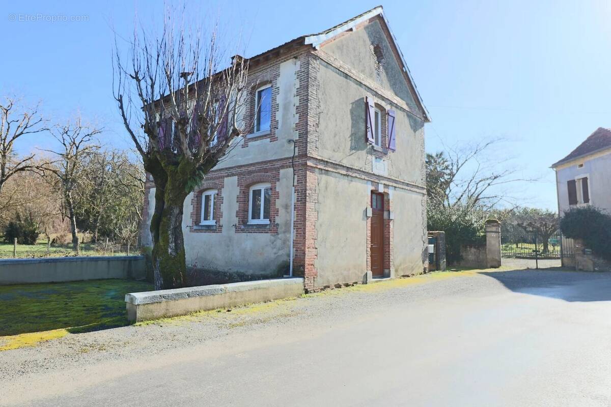Maison à SOMBRUN