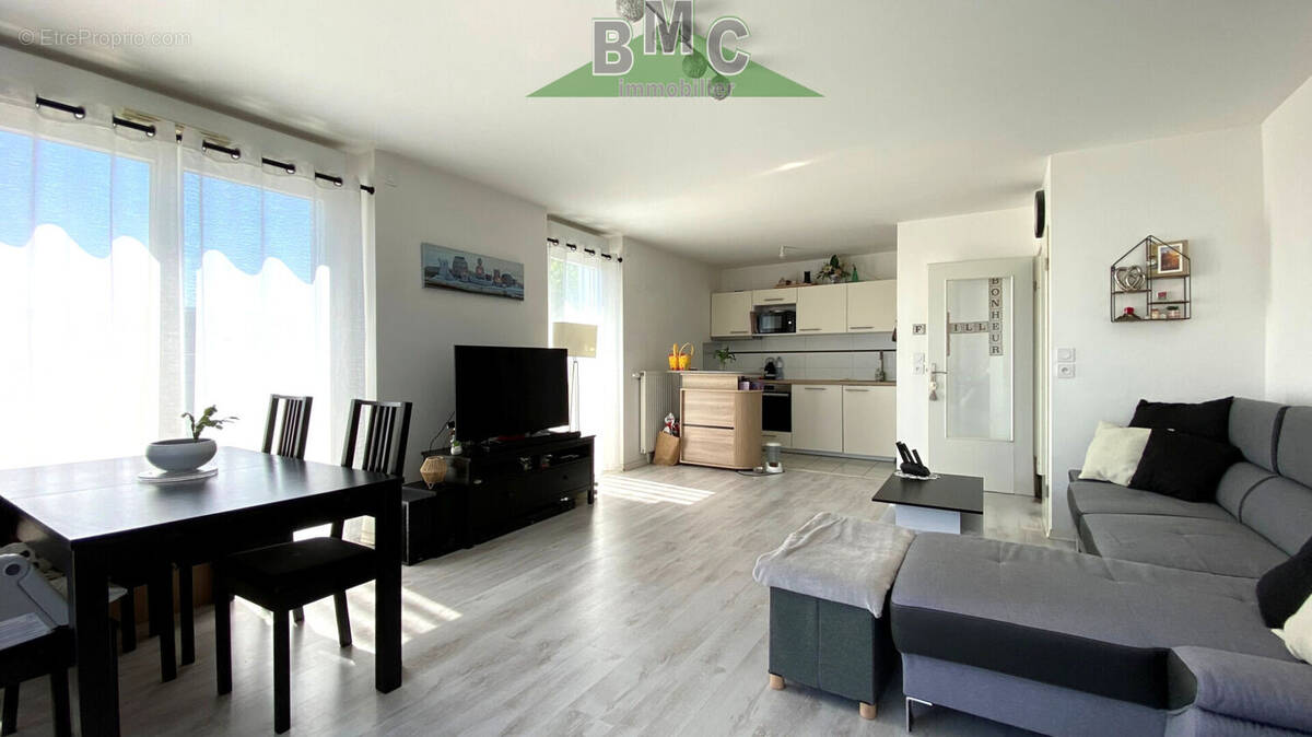 Appartement à LE PLESSIS-BOUCHARD