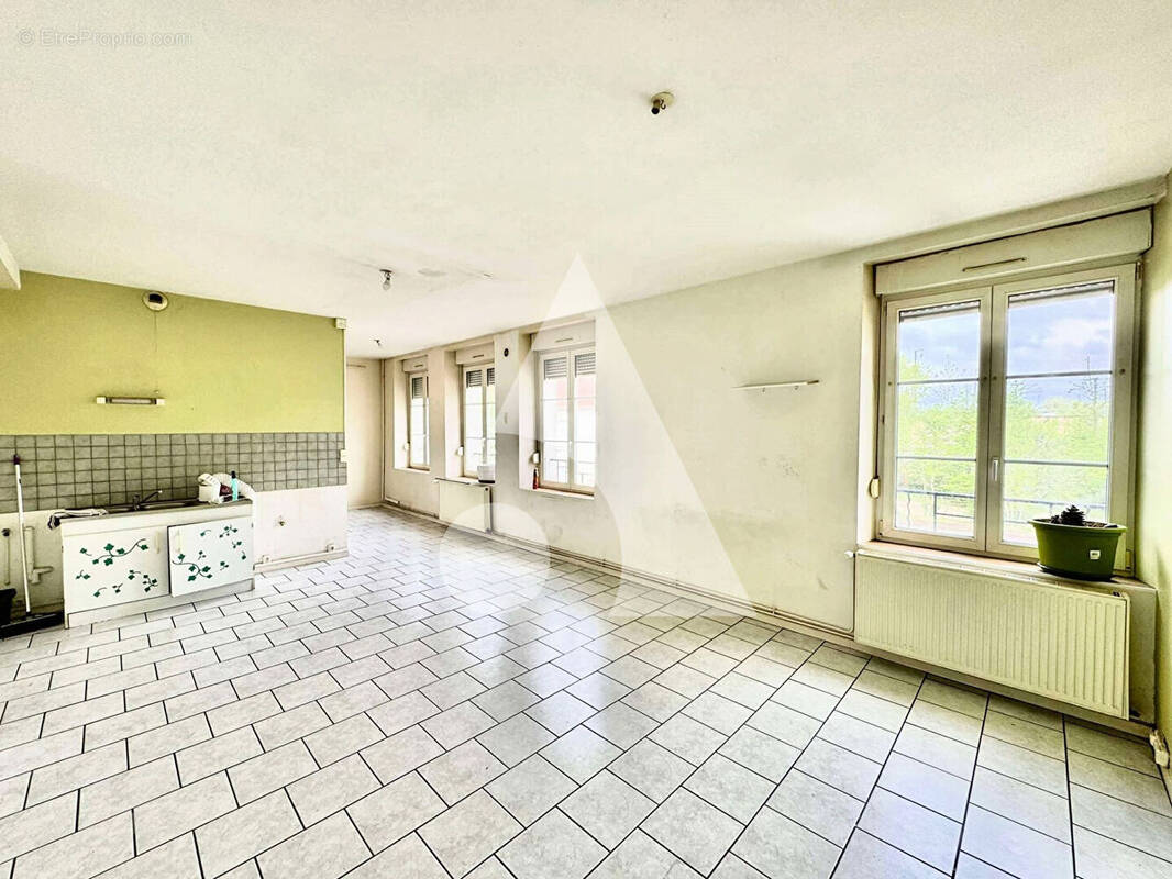 Appartement à NEUFCHATEAU