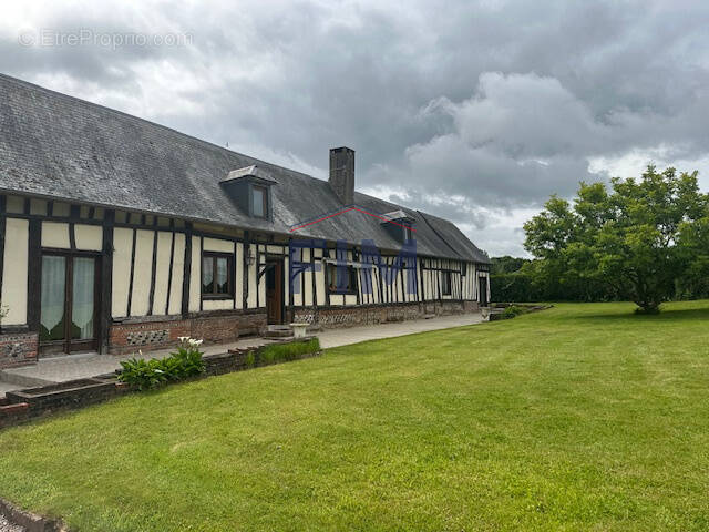 Maison à NEUFCHATEL-EN-BRAY
