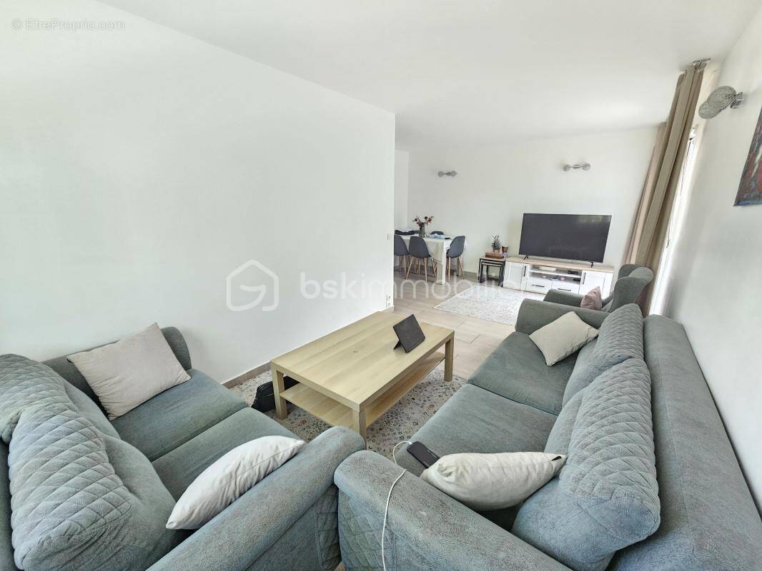 Appartement à GRIGNY
