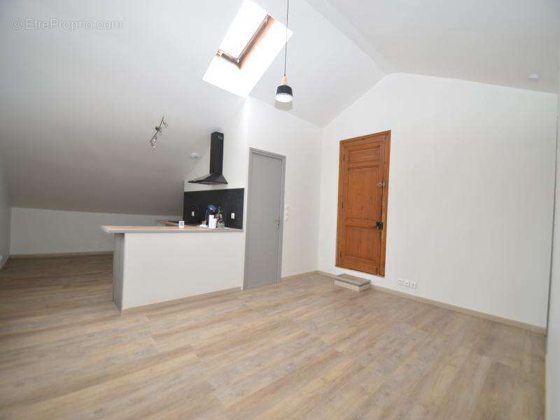 Appartement à MOULIN-NEUF