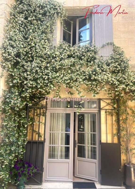 Maison à UZES