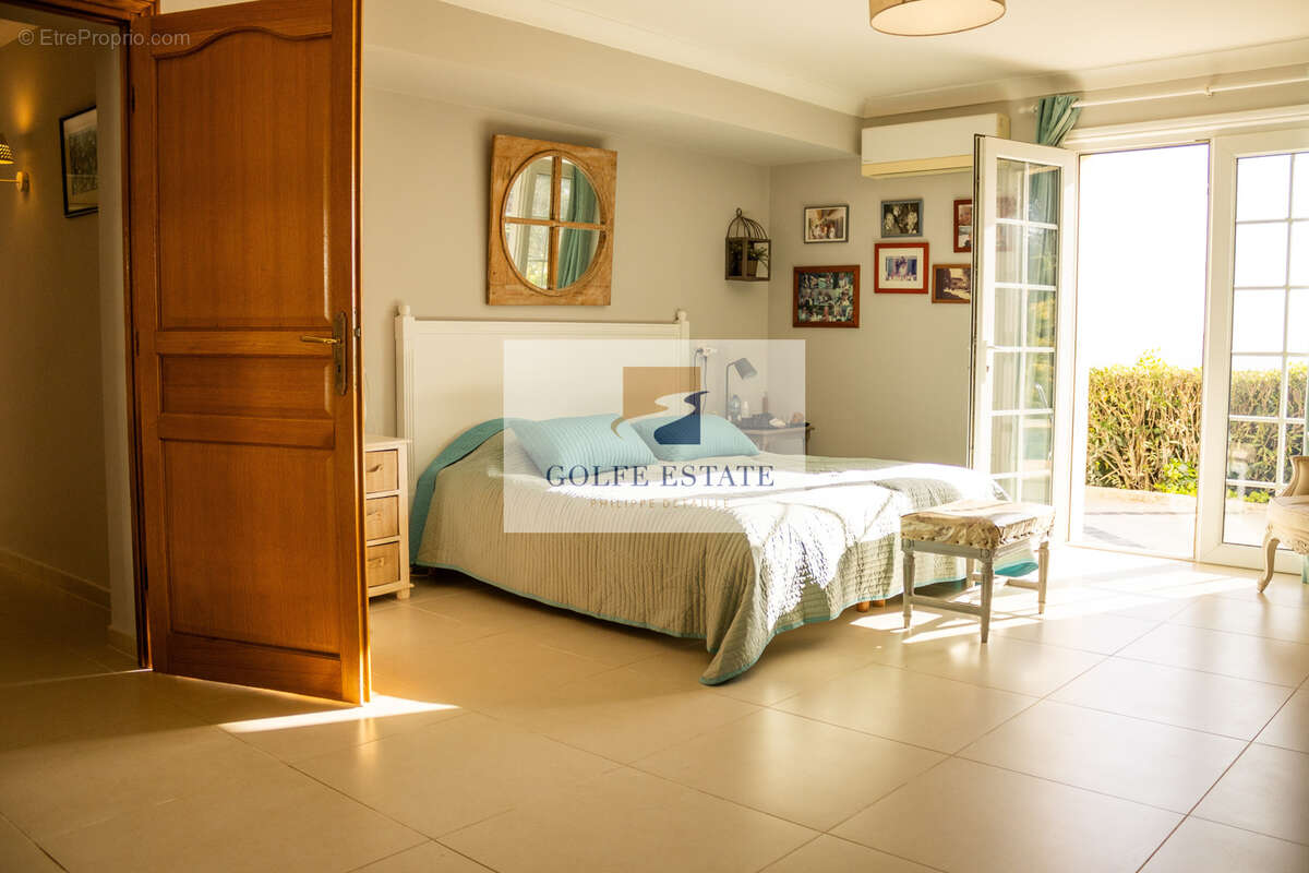 Maison à LA CROIX-VALMER