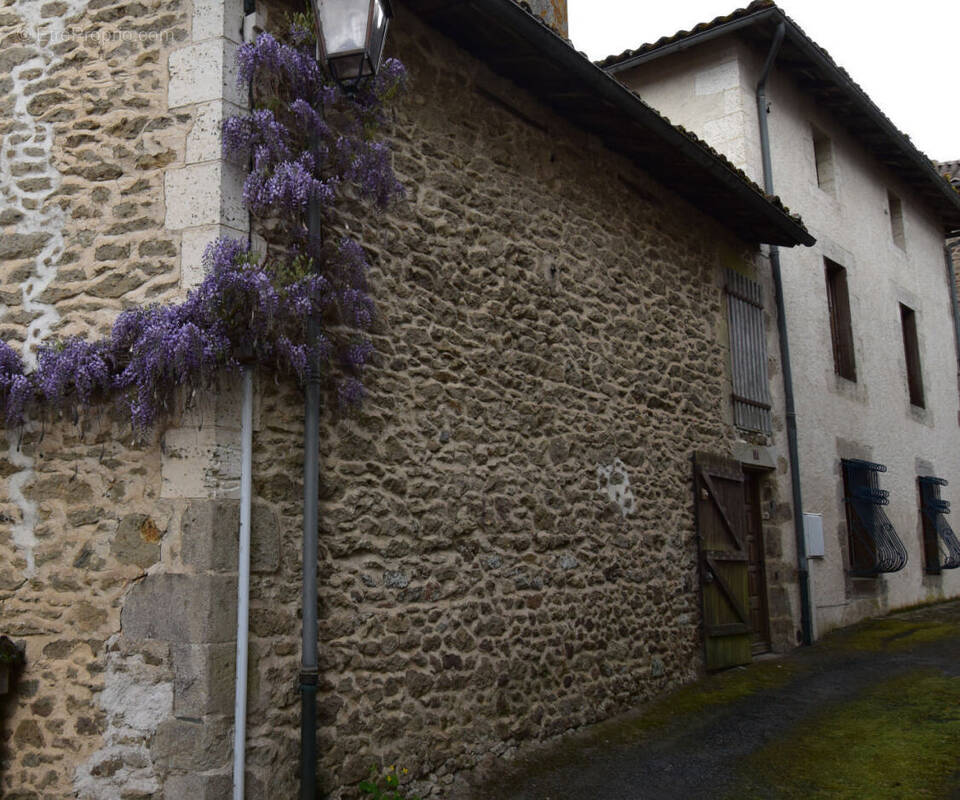DSC_0007 - Maison à PRESSIGNAC