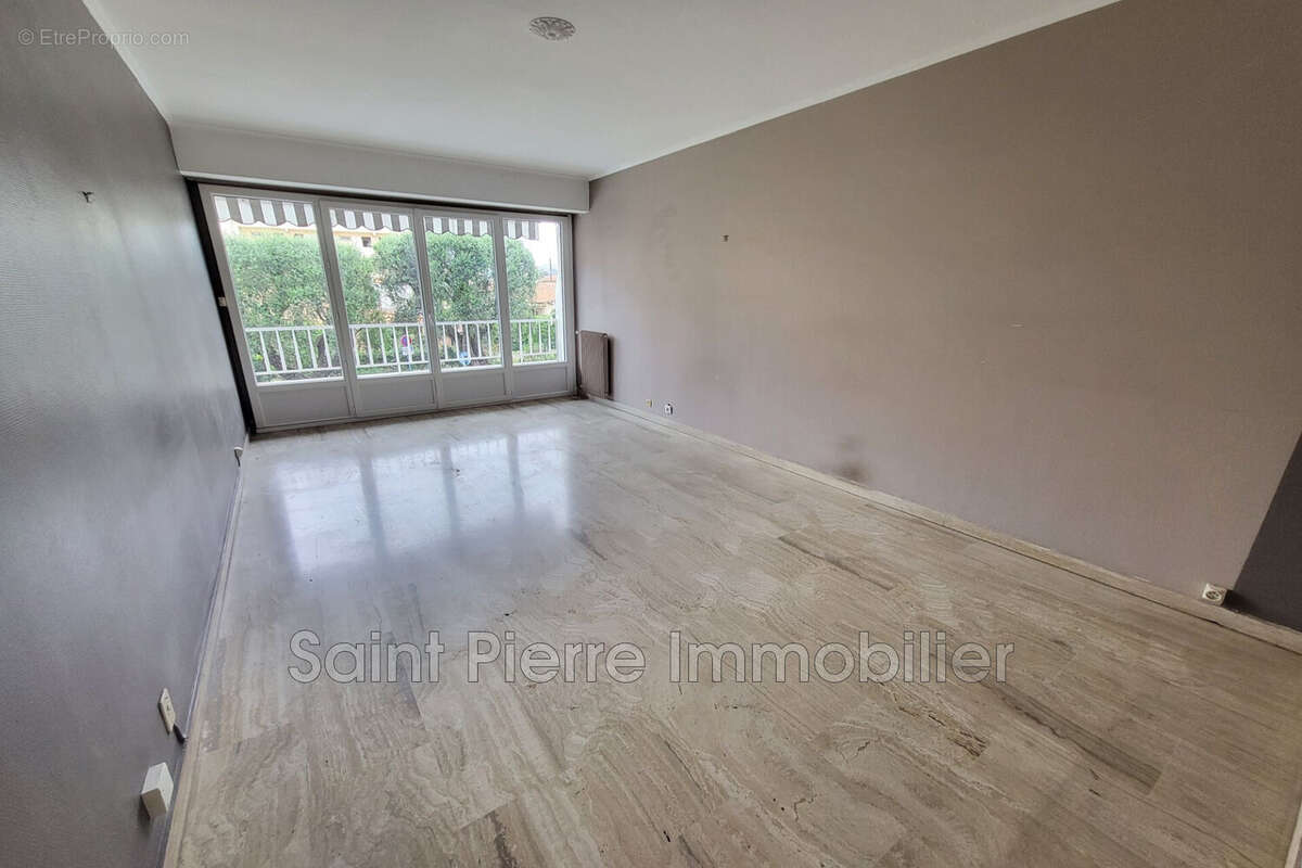 Appartement à CAGNES-SUR-MER