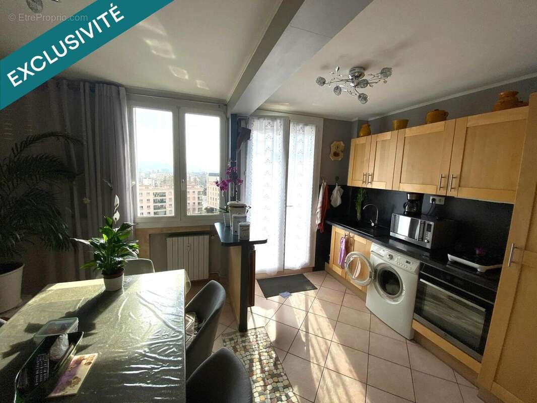 Photo 3 - Appartement à MARSEILLE-13E