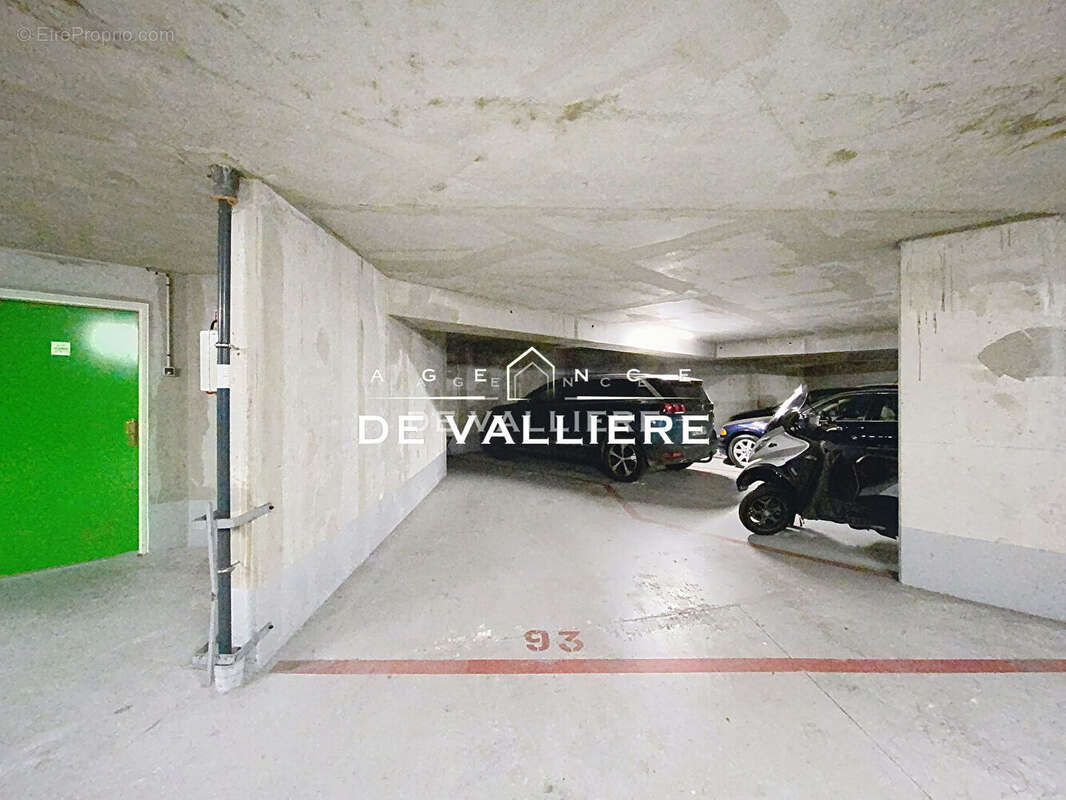 Appartement à SURESNES