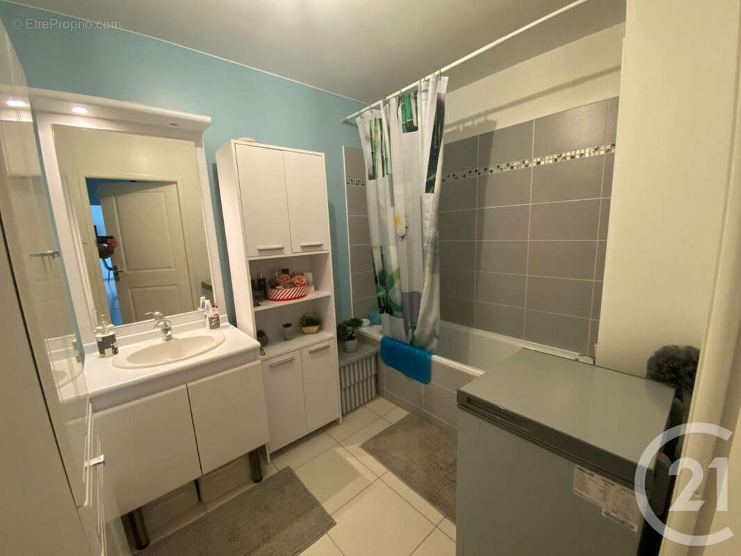 Appartement à CLAYE-SOUILLY