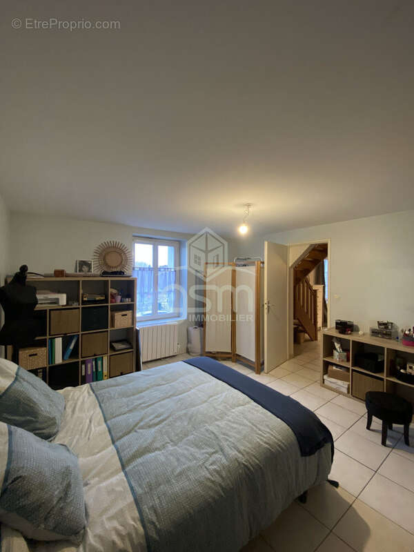 Appartement à ESVRES