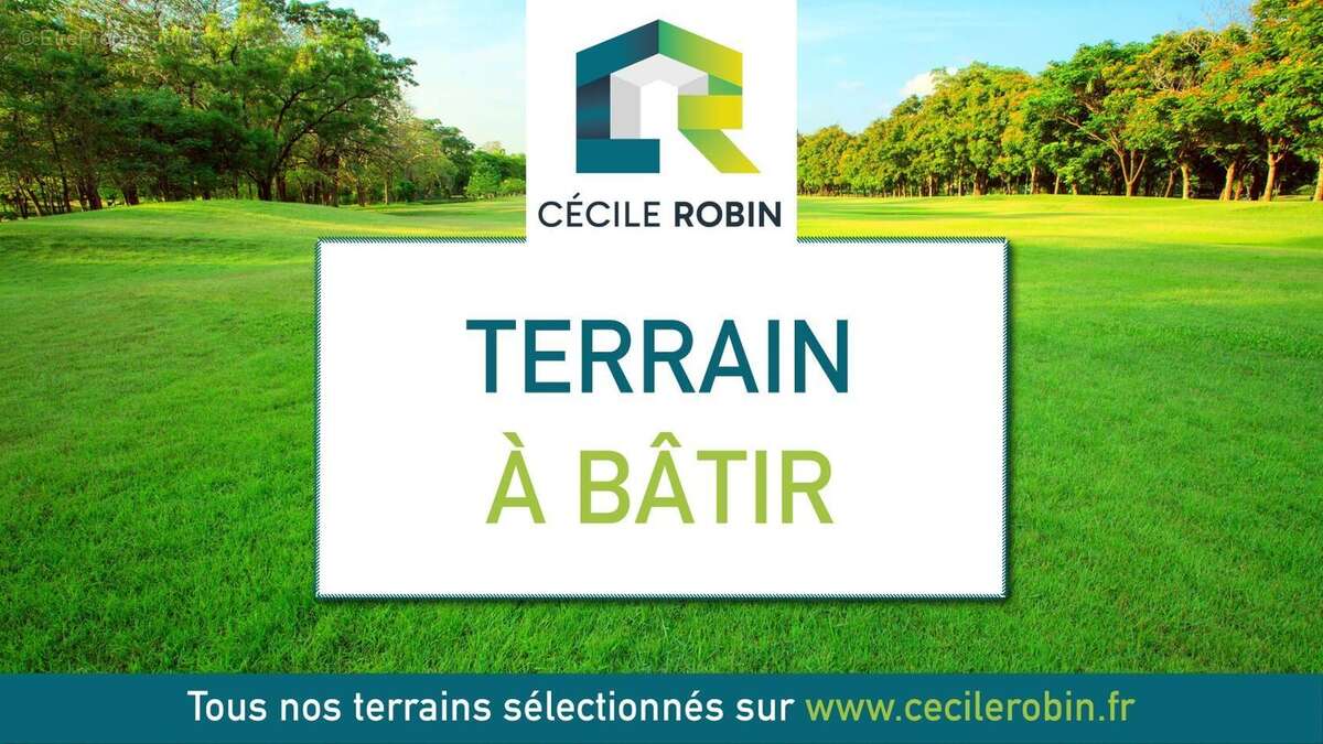 Terrain à SAINT-ETIENNE