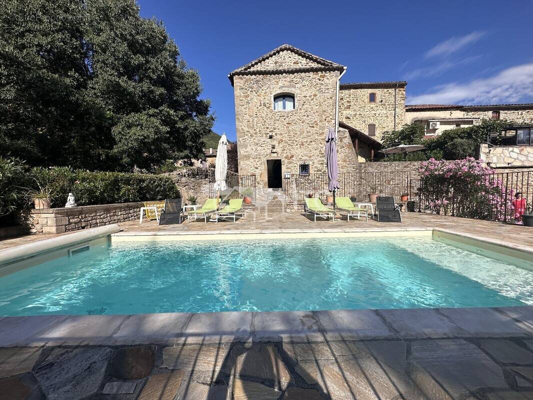 Maison à LES MAGES