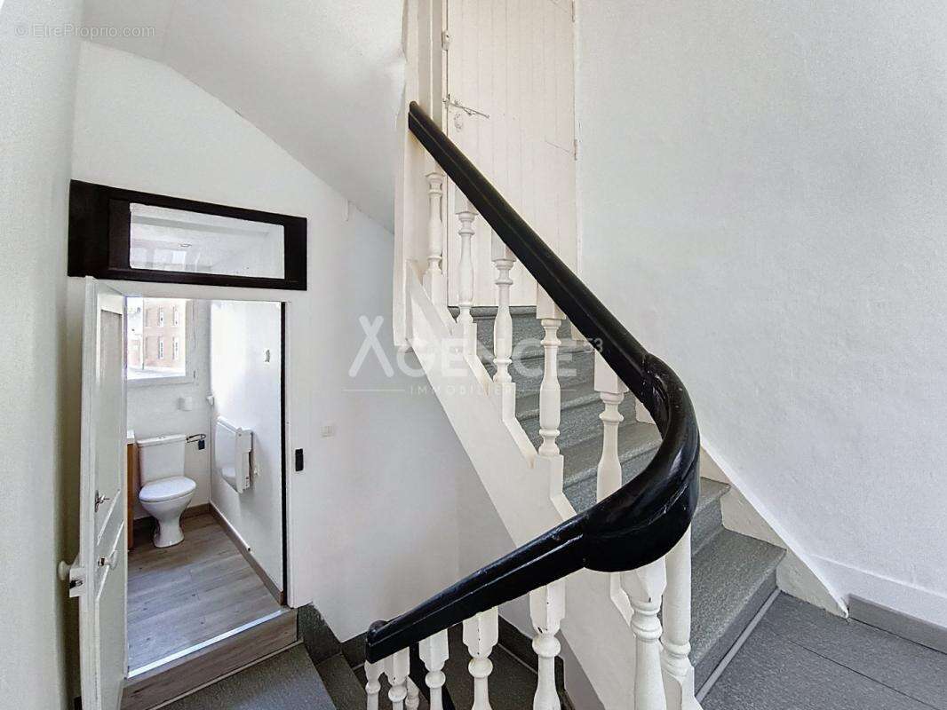 Appartement à AIRE-SUR-LA-LYS