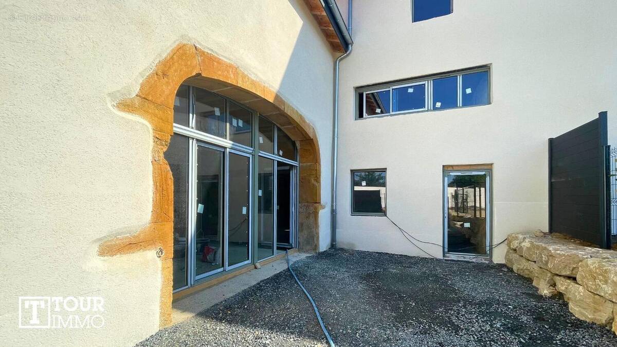 Photo 1 - Appartement à LENTILLY