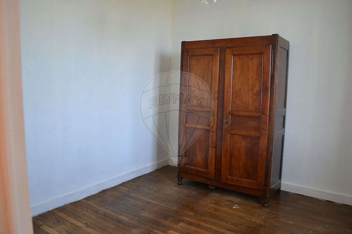 Appartement à CERCY-LA-TOUR