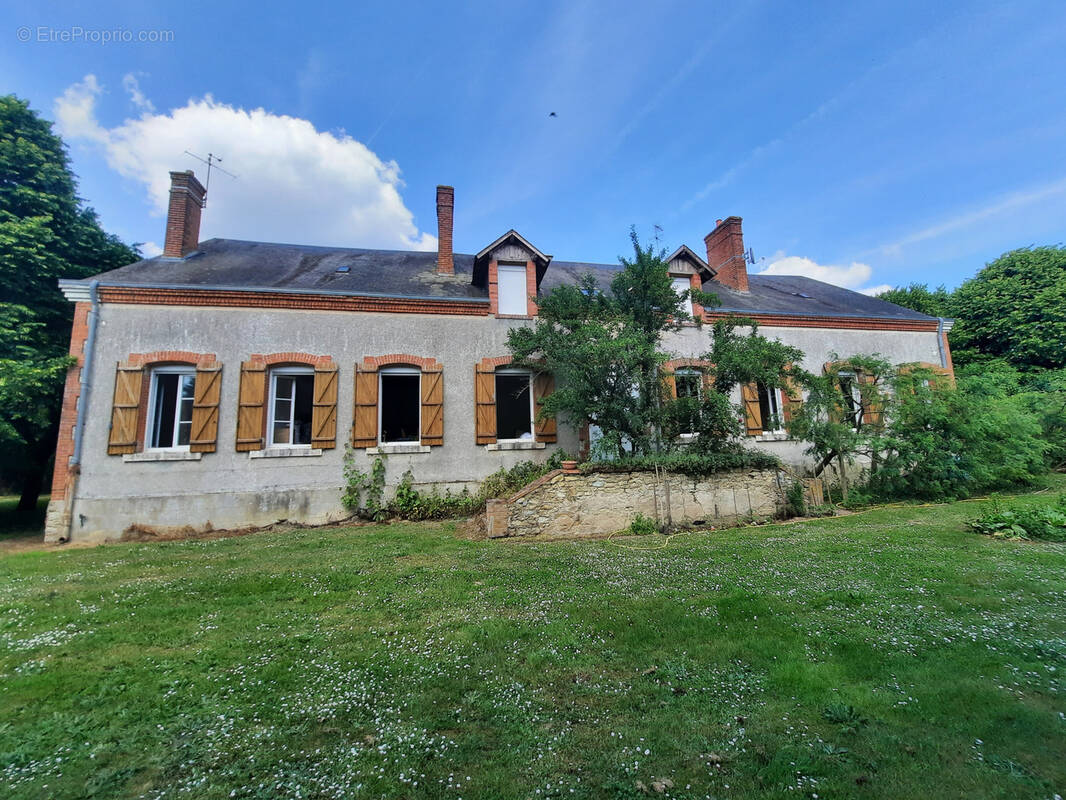 Maison à THENIOUX