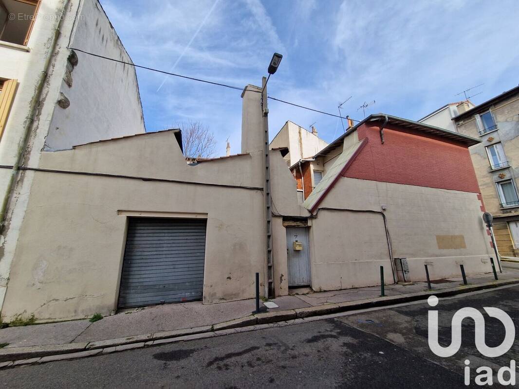 Photo 1 - Maison à SAINT-ETIENNE