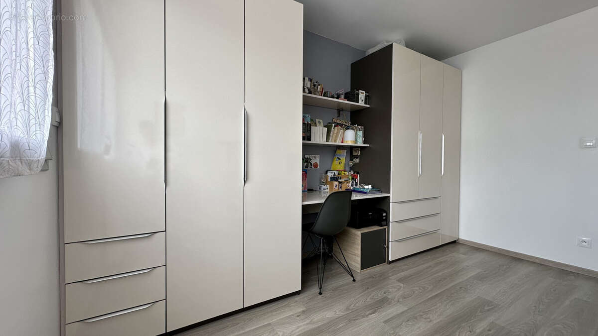Appartement à BEZANNES