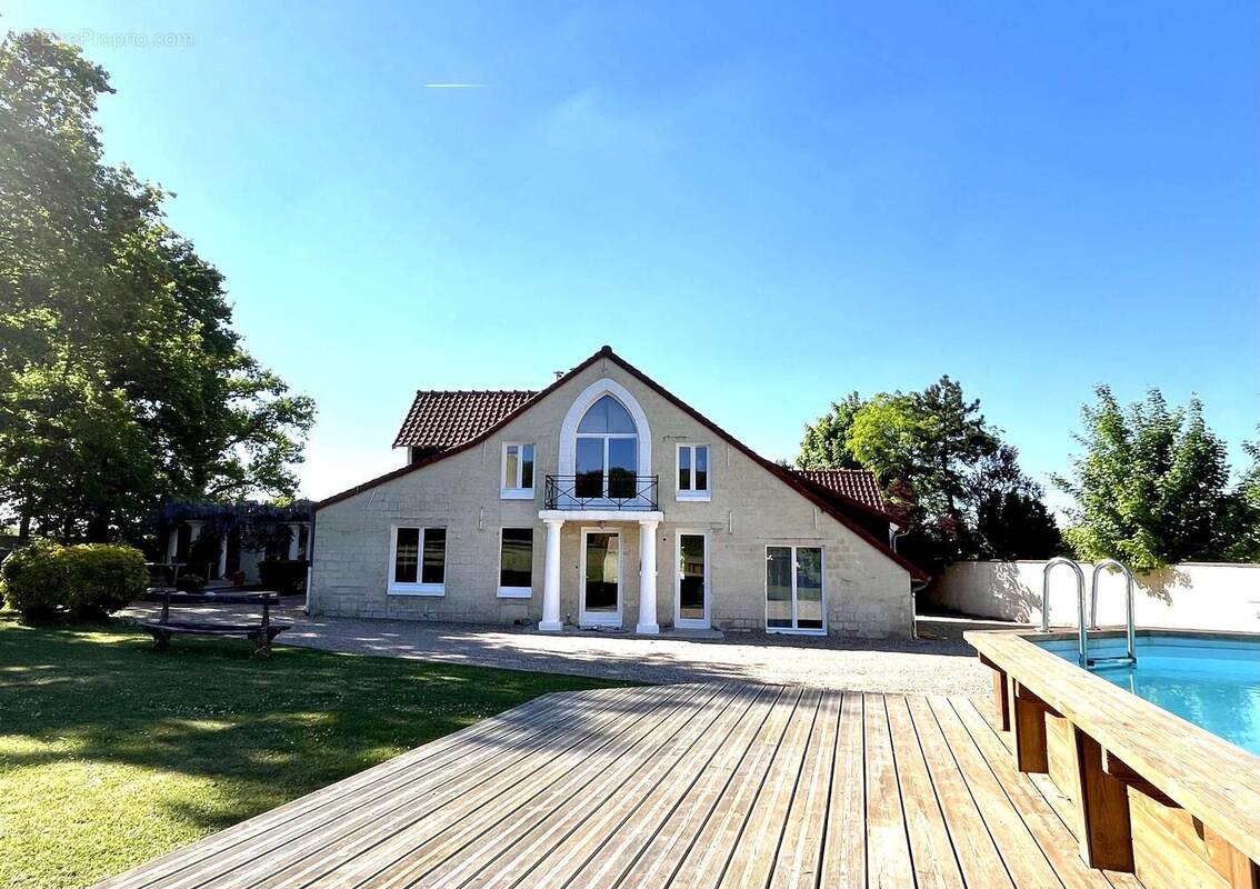 Maison à L&#039;ISLE-ADAM