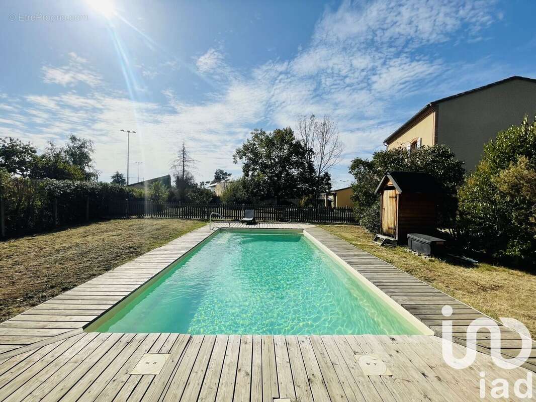 Photo 2 - Maison à LAGRAVE
