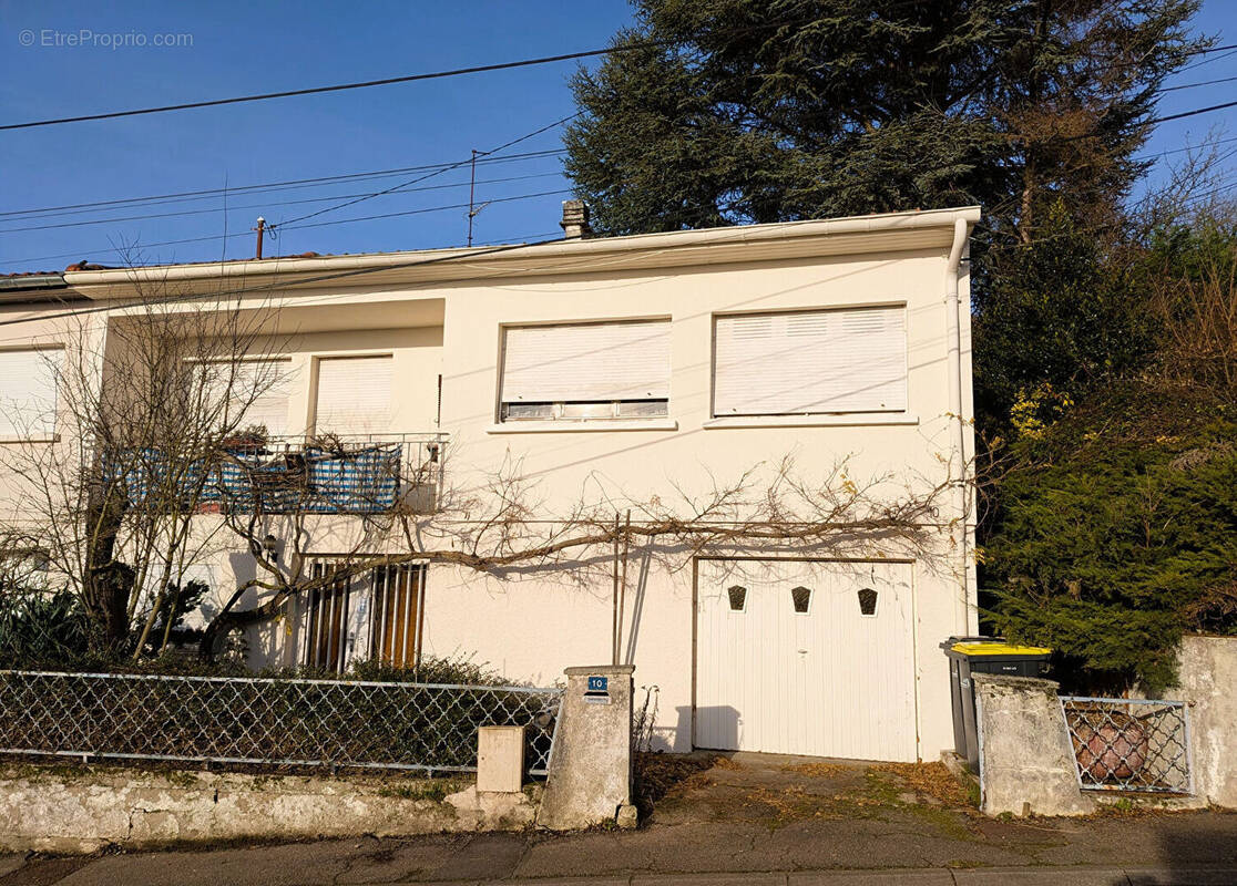 Maison à SAULNY