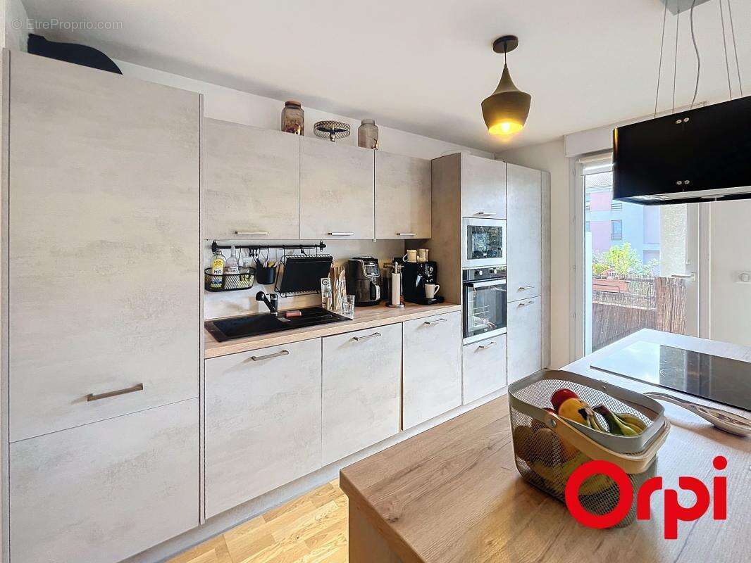 Appartement à MARSEILLE-12E