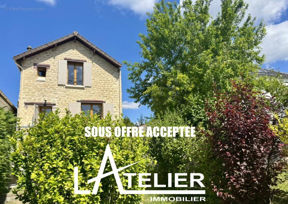 Maison à MAREIL-MARLY