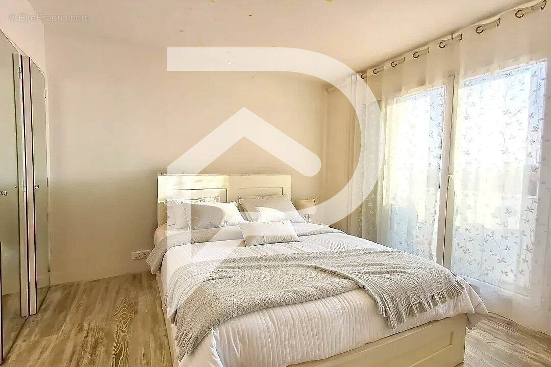 Appartement à SAINT-GRATIEN