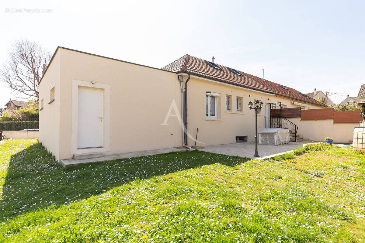 Maison à NOISIEL