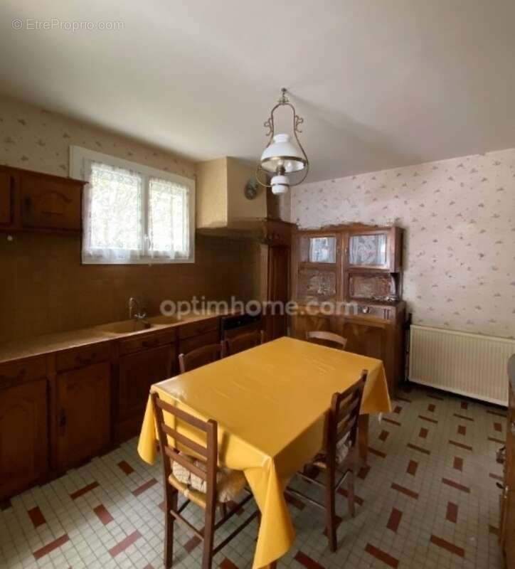 Maison à TOUVRE