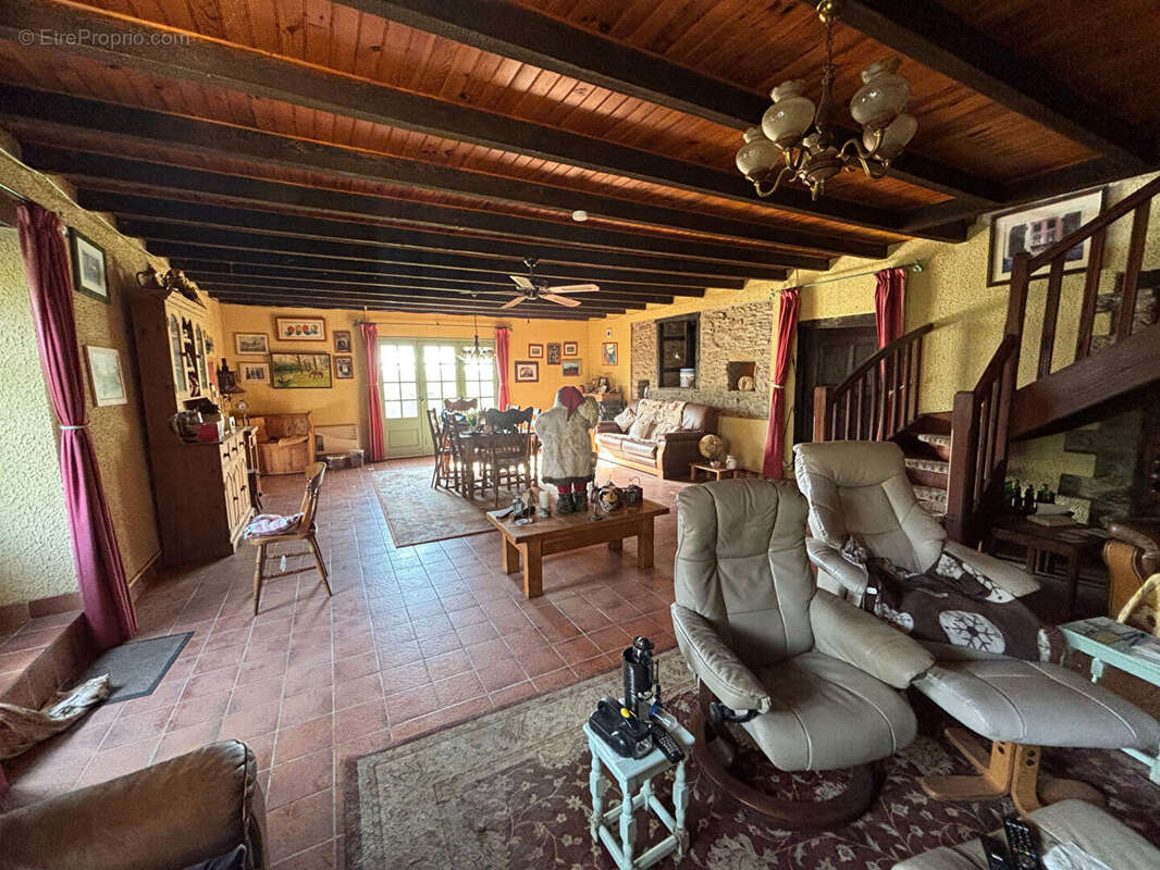 Maison à LANOUEE