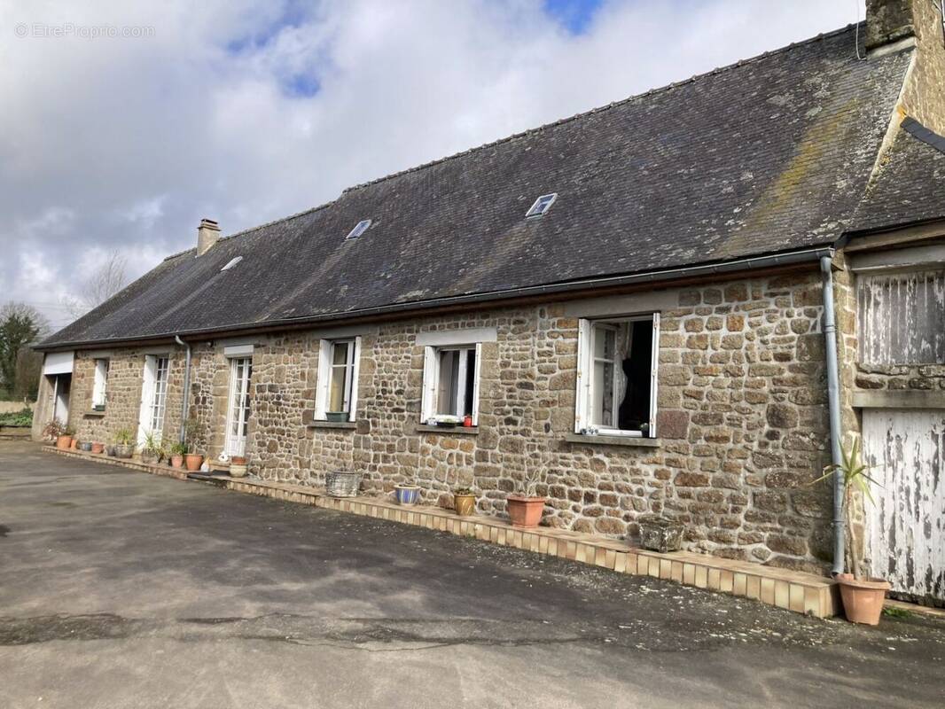 Maison à GORRON