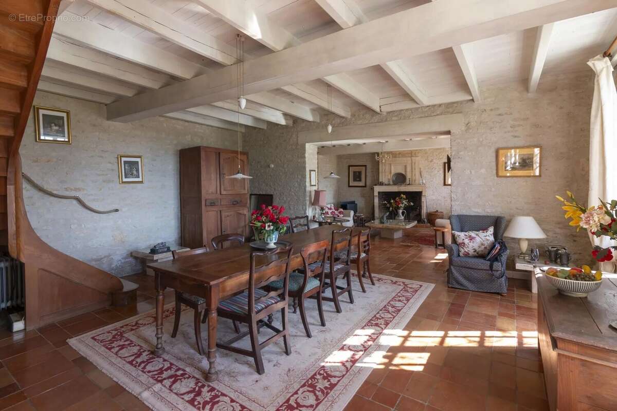 Maison à MATHA