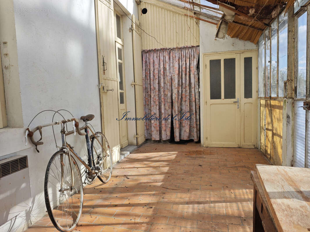 Véranda - Maison à PERIGUEUX