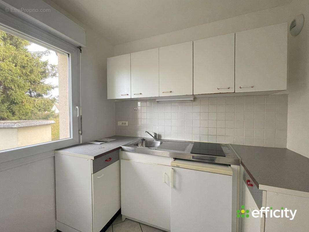 Appartement à EPERNON
