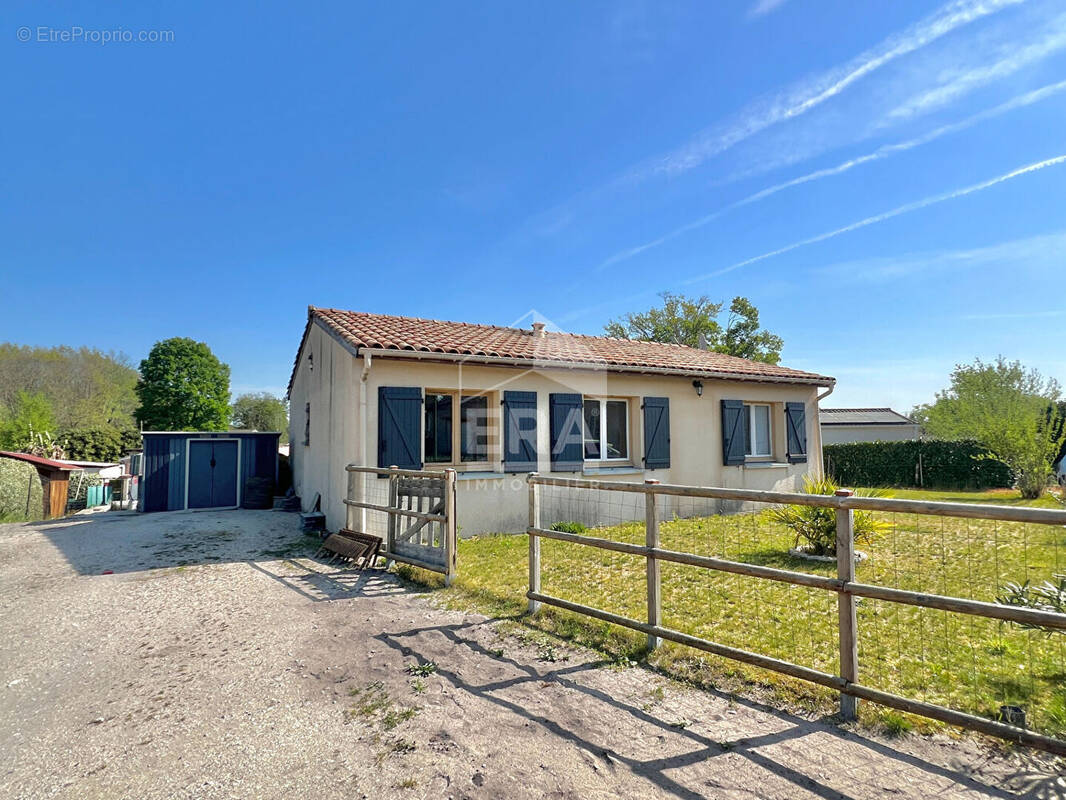 Maison à HOSTENS