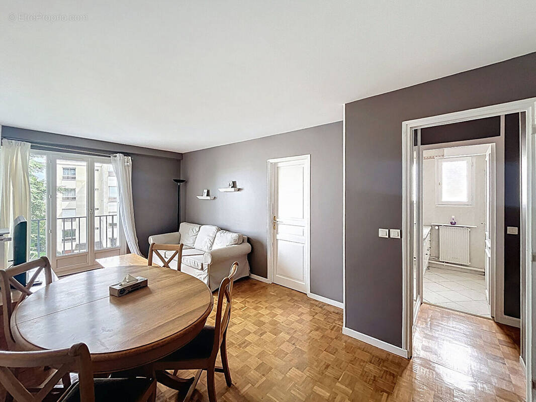 Appartement à FONTENAY-AUX-ROSES