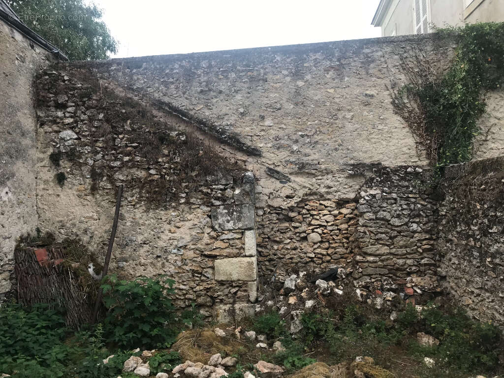 Maison à REIGNAC-SUR-INDRE