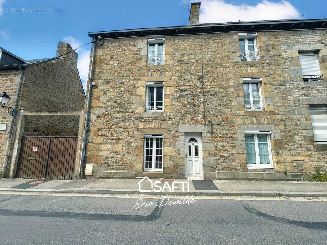 Photo 1 - Maison à LES CHERIS