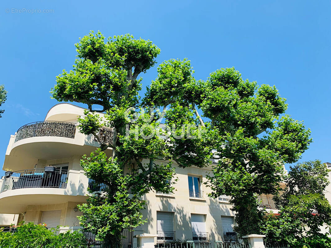 Appartement à BOIS-COLOMBES