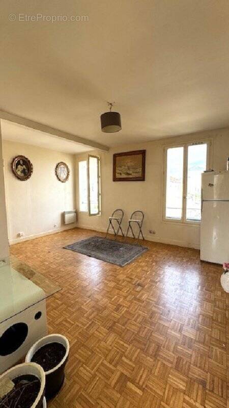 Appartement à SAINT-MAUR-DES-FOSSES