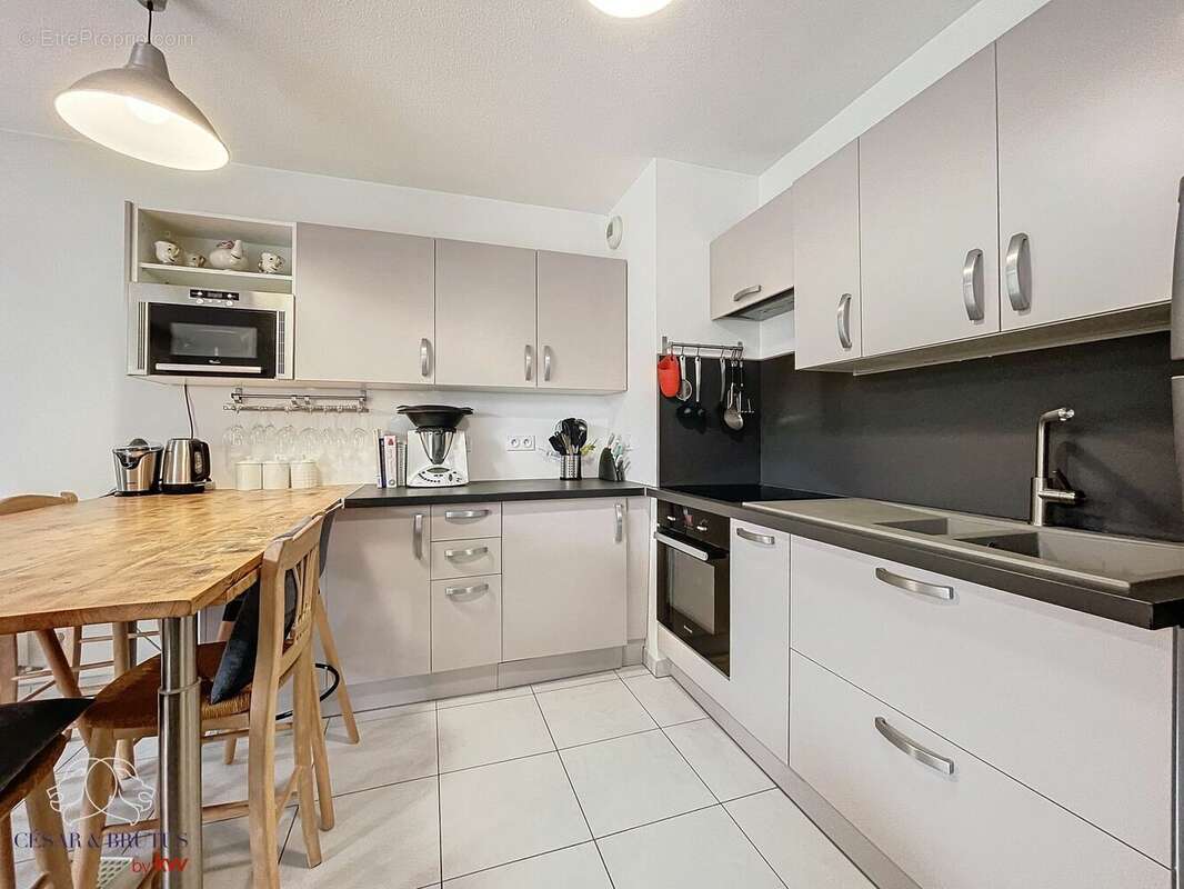 Appartement à SATHONAY-CAMP